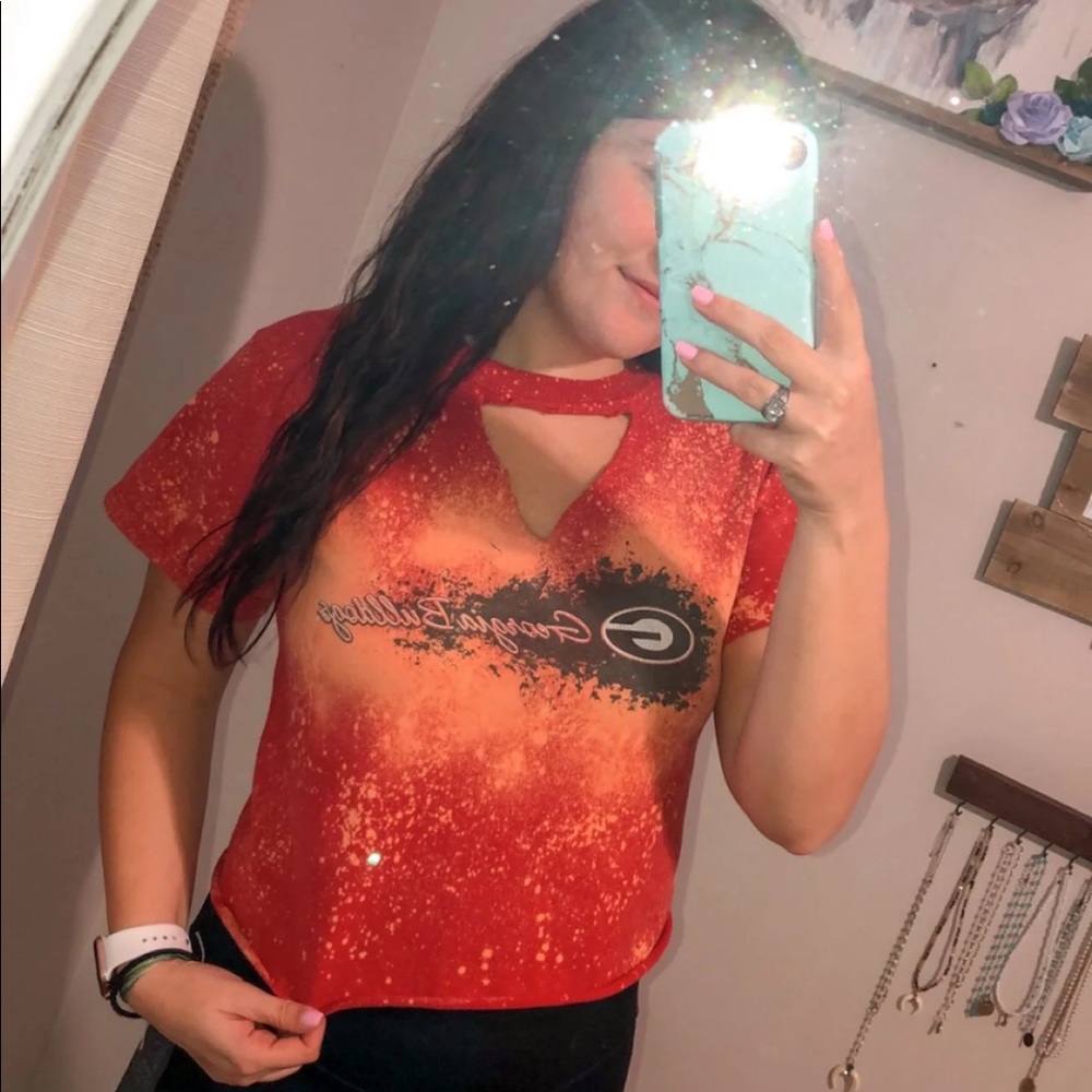 Distressed tshirt - Picture 2 of 2